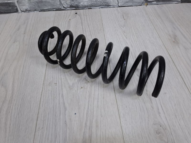 Пружина задняя, 1500 рублей, Москва