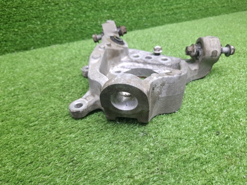 Кулак поворотный, 2500 рублей, Москва