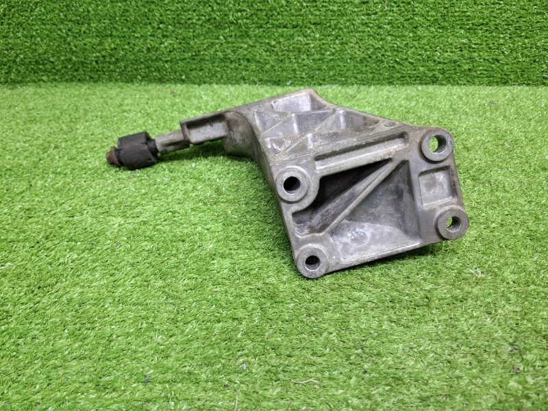 Кронштейн двигателя, 7000 рублей, Москва