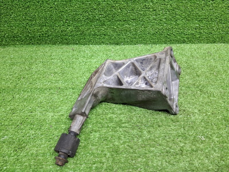 Кронштейн двигателя, 7000 рублей, Москва