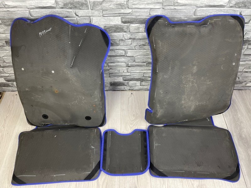 Коврик салона, Москва