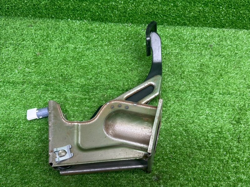 Педаль тормоза, 1500 рублей, Москва