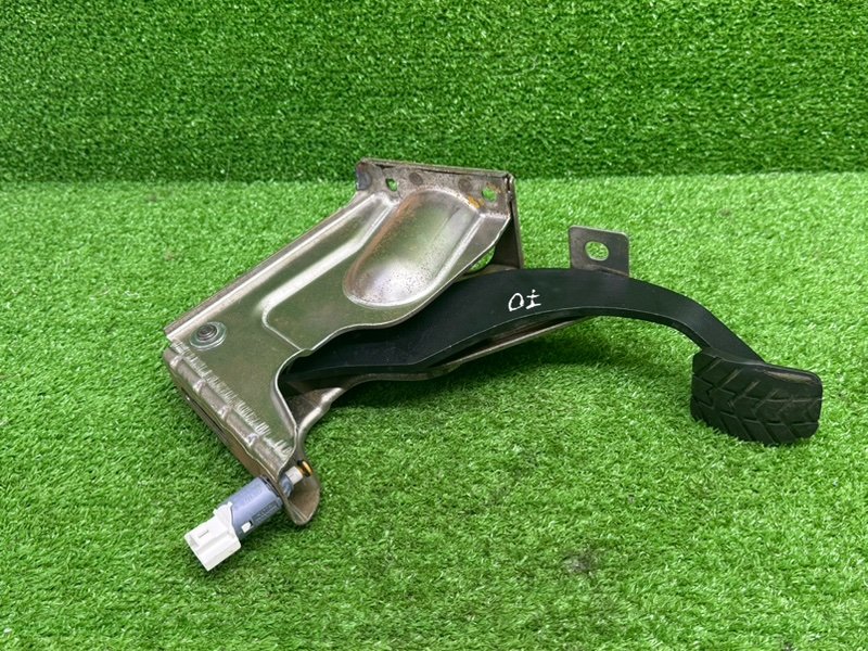 Педаль тормоза, 1500 рублей, Москва