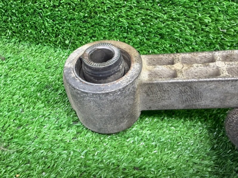 Опора двигателя, 1000 рублей, Москва