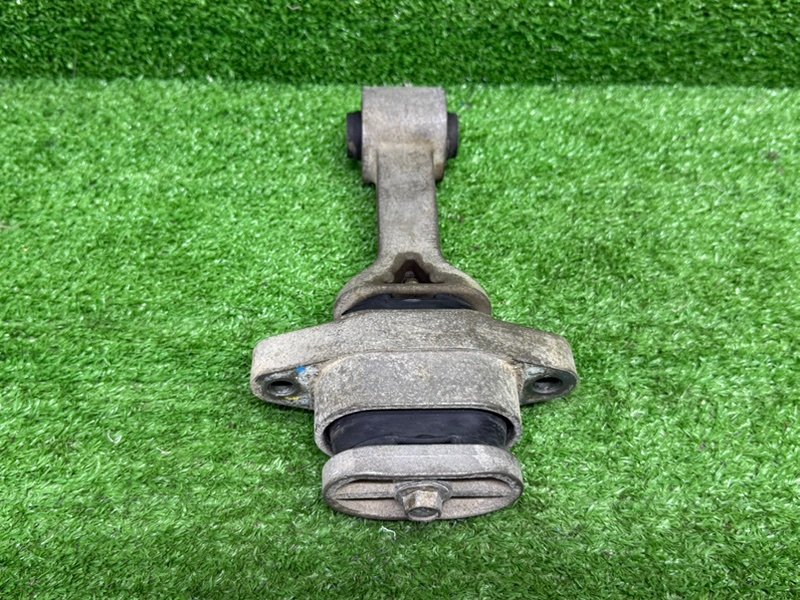 Опора двигателя, 1000 рублей, Москва