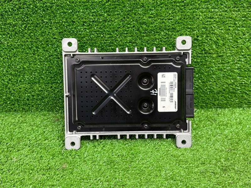 Усилитель акустической системы, 2000 рублей, Москва