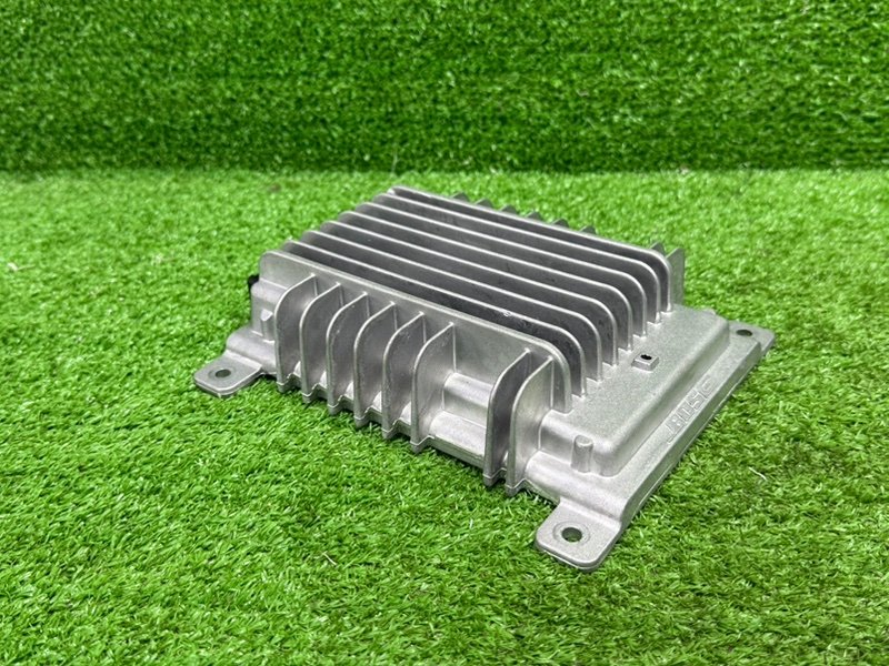 Усилитель акустической системы, 2000 рублей, Москва