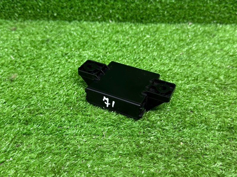 Блок электронный, 1000 рублей, Москва