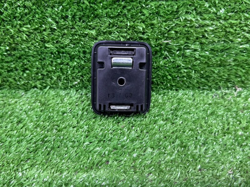 Кронштейн крепления груза, 500 рублей, Москва