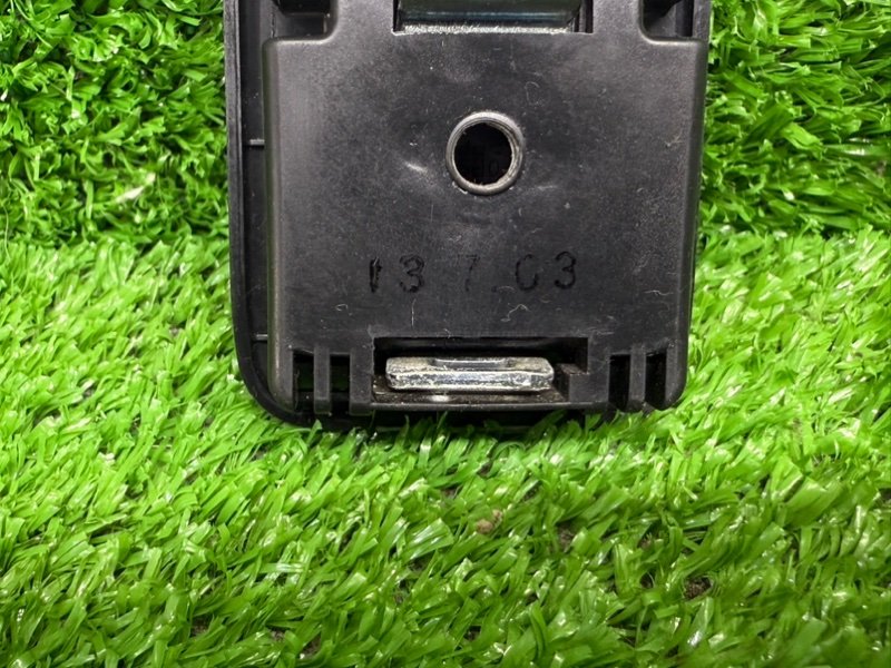 Кронштейн крепления груза, 500 рублей, Москва