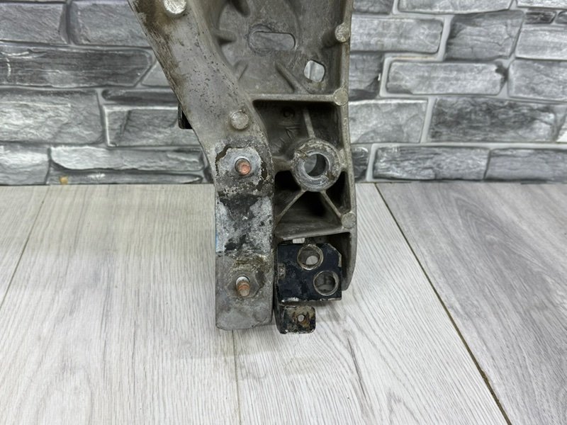 Балка подмоторная, 35000 рублей, Москва