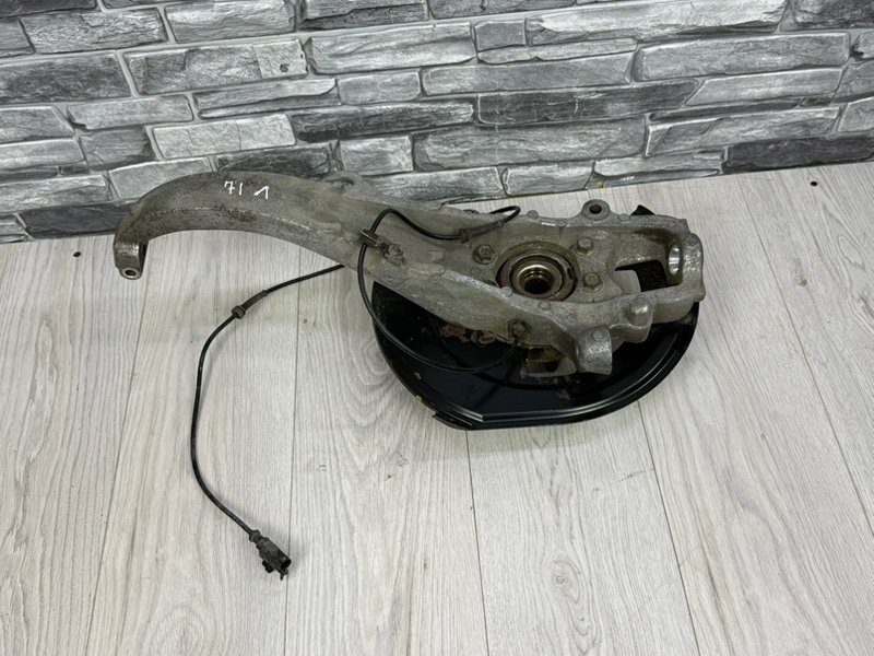 Кулак поворотный, 12000 рублей, Москва