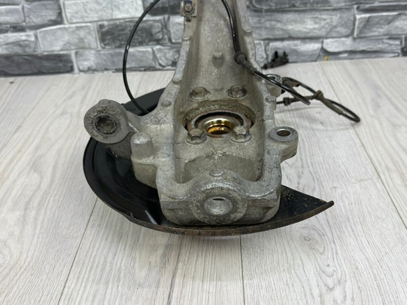 Кулак поворотный, 12000 рублей, Москва