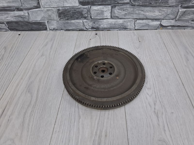 Маховик, 1500 рублей, Москва