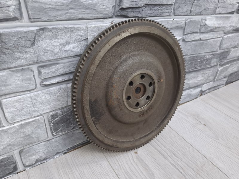 Маховик, 1500 рублей, Москва