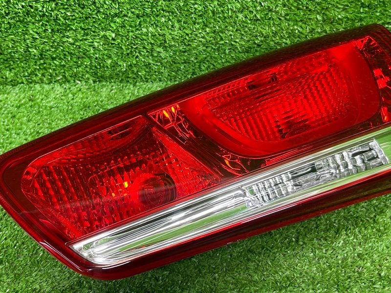 Фонарь задний правый, 17000 рублей, Москва