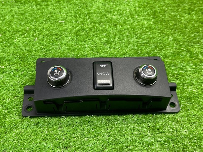 Кнопка обогрева сидений, 9000 рублей, Москва