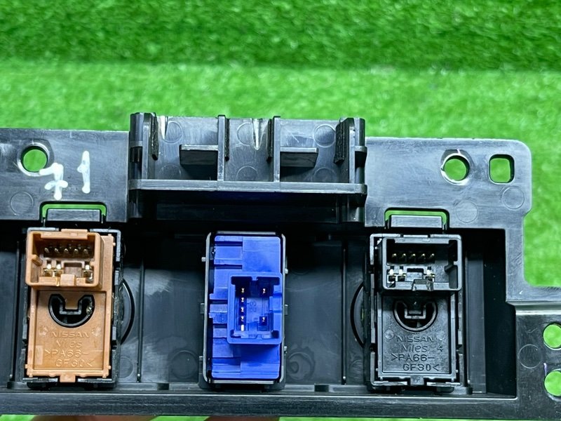 Кнопка обогрева сидений, 9000 рублей, Москва