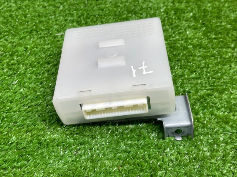 Блок электронный, 1000 рублей, Москва