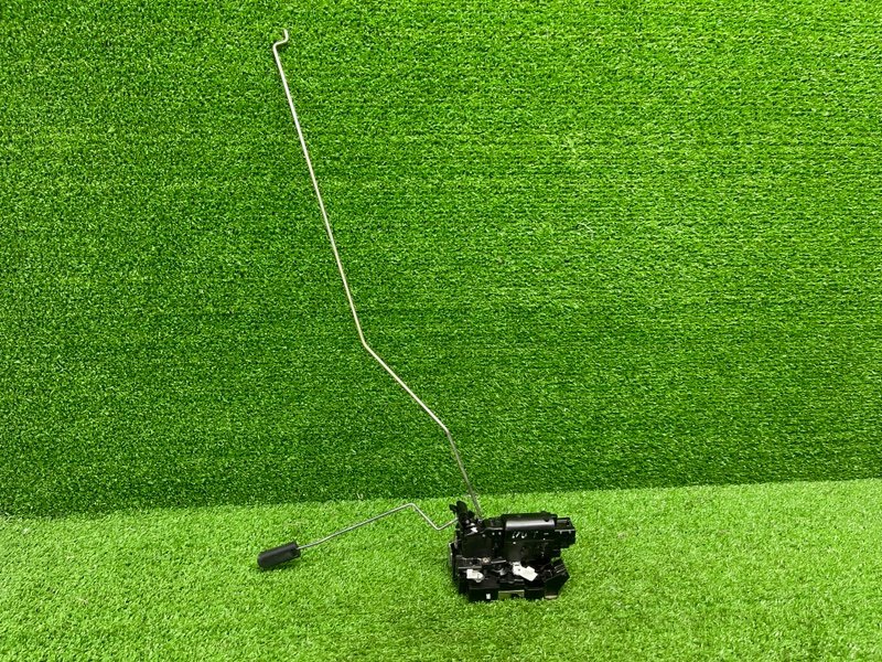 Замок двери передней правой, 3500 рублей, Москва