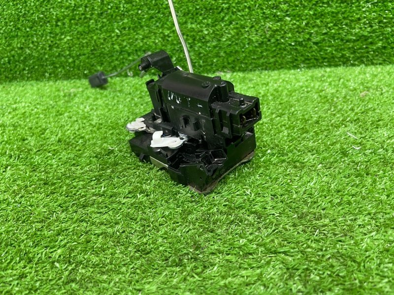 Замок двери передней правой, 3500 рублей, Москва