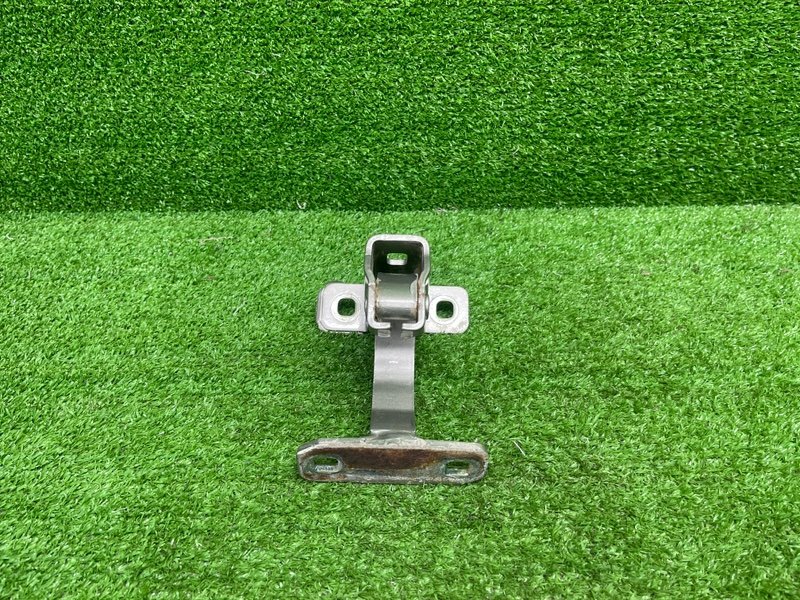 Петля двери багажника, 1500 рублей, Москва