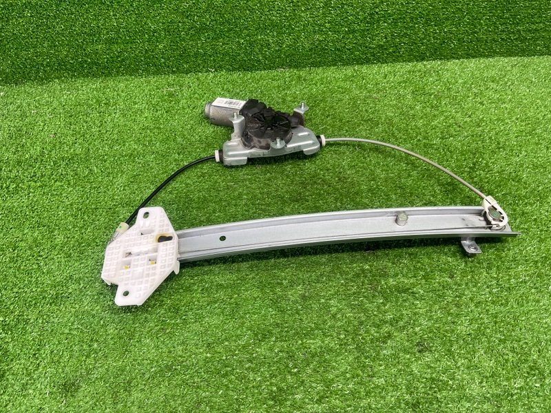 Стеклоподъемник задний, 1000 рублей, Москва