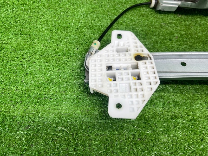 Стеклоподъемник задний, 1000 рублей, Москва