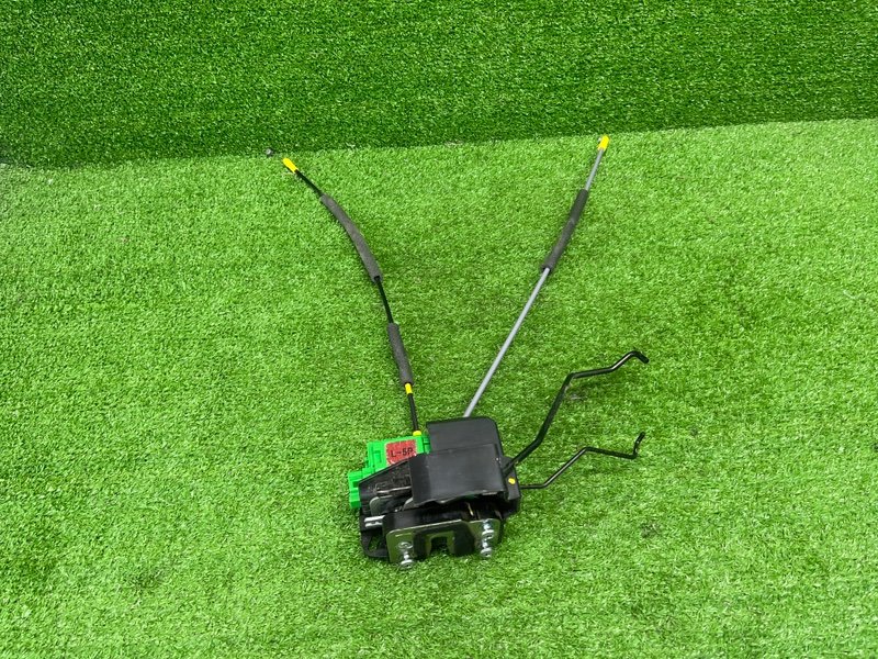 Замок двери передней левой, 2500 рублей, Москва