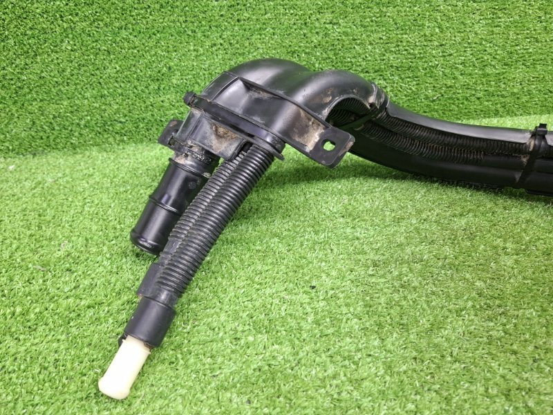 Горловина топливного бака, 1000 рублей, Москва