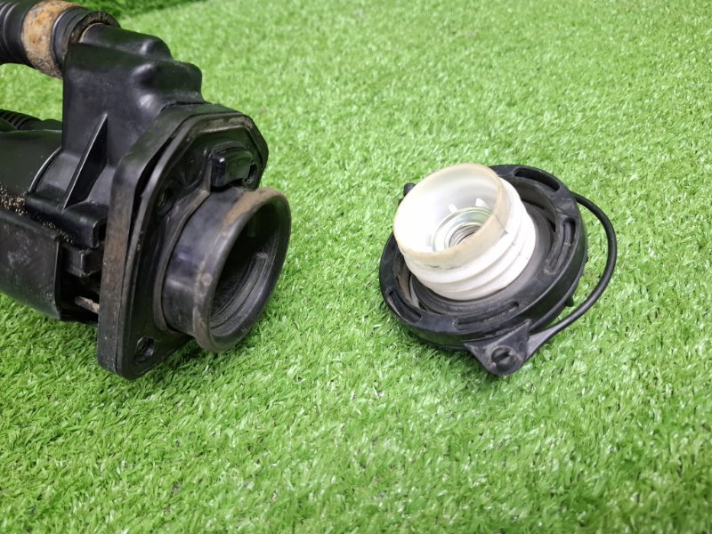 Горловина топливного бака, 1000 рублей, Москва