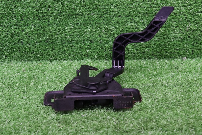 Замок капота, 1500 рублей, Москва