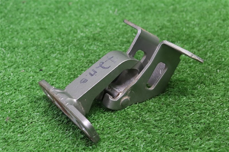 Петля двери багажника, 1500 рублей, Москва