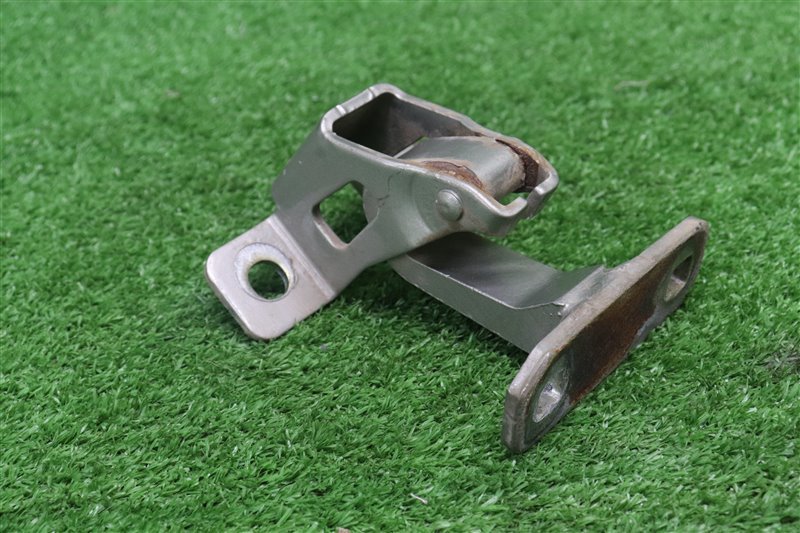 Петля двери багажника, 1500 рублей, Москва