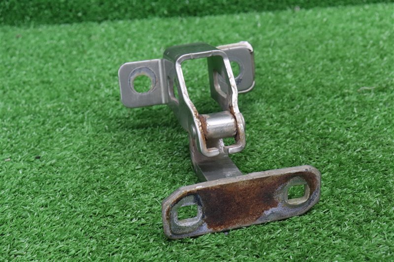 Петля двери багажника, 1500 рублей, Москва