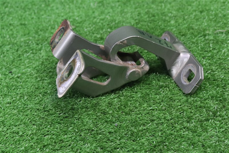 Петля двери багажника, 1500 рублей, Москва