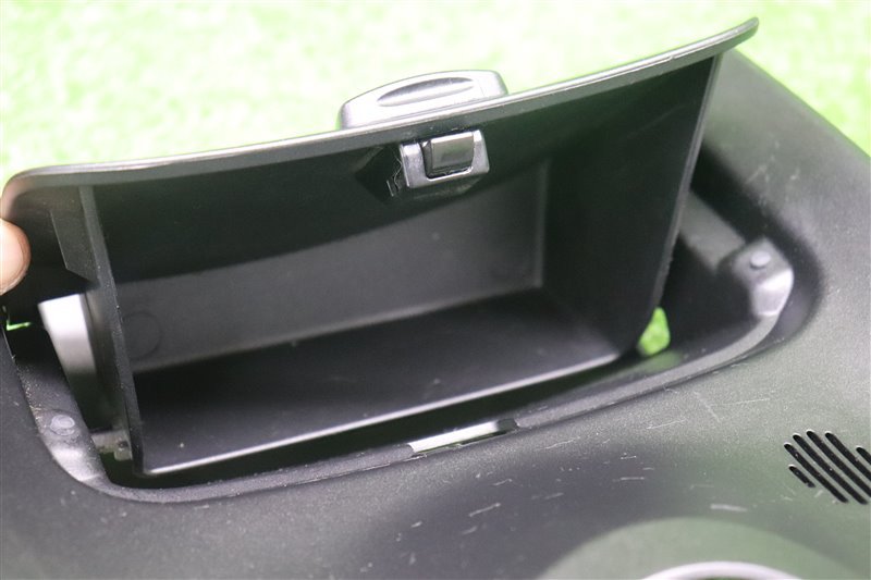 Ящик передней консоли, 1000 рублей, Москва