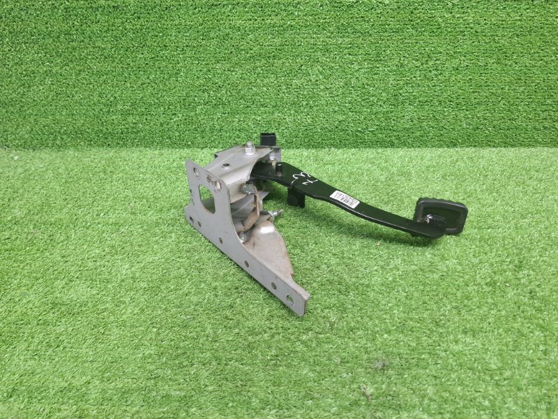 Педаль сцепления, 1000 рублей, Москва