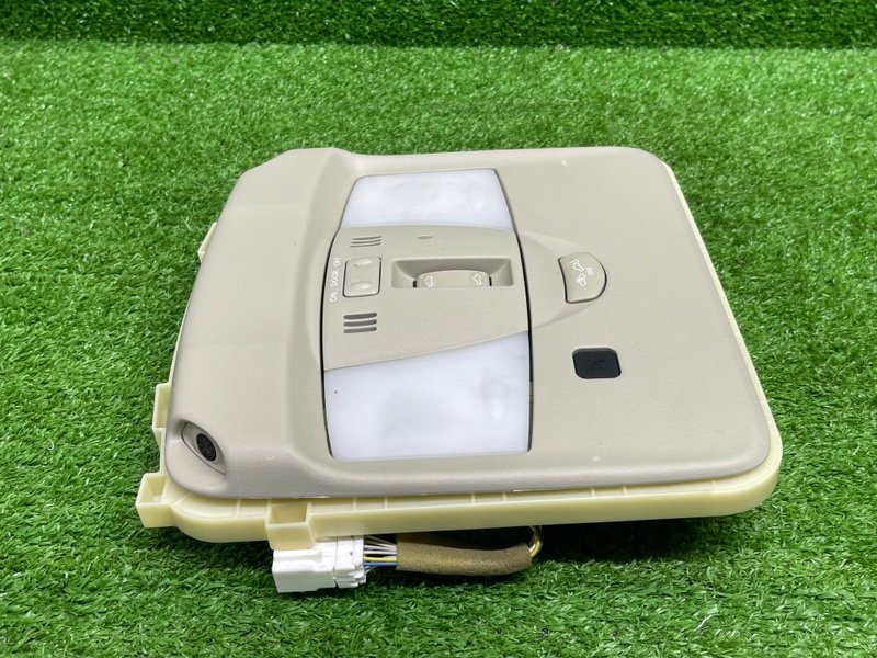 Плафон салонный, 1000 рублей, Москва