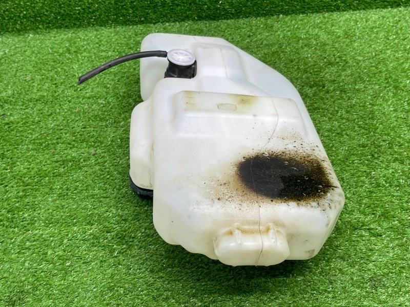 Бачок омывателя лобового стекла, 1100 рублей, Москва