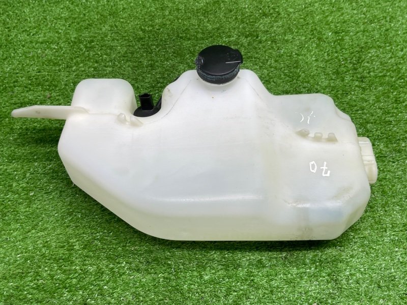 Бачок омывателя лобового стекла, 1100 рублей, Москва