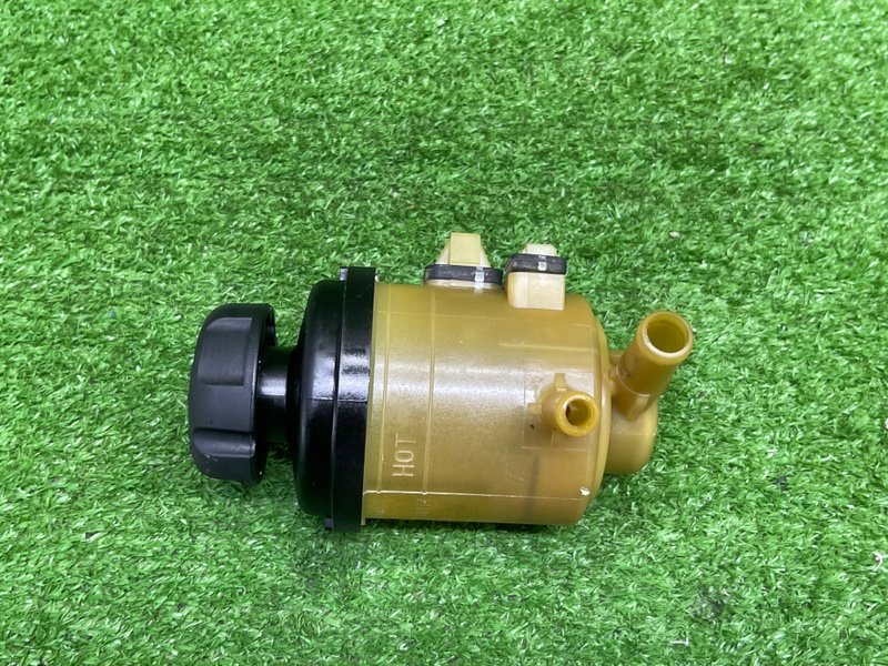 Бачок гидроусилителя руля, 1000 рублей, Москва