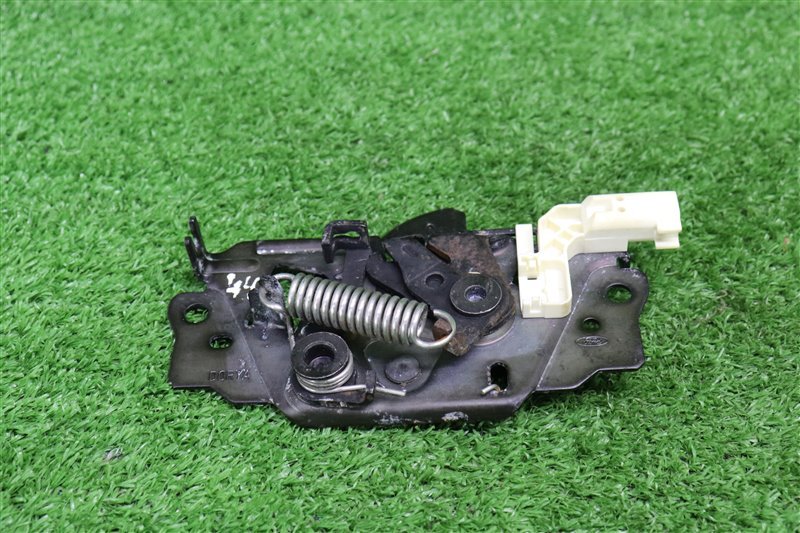 Замок капота, 1050 рублей, Москва