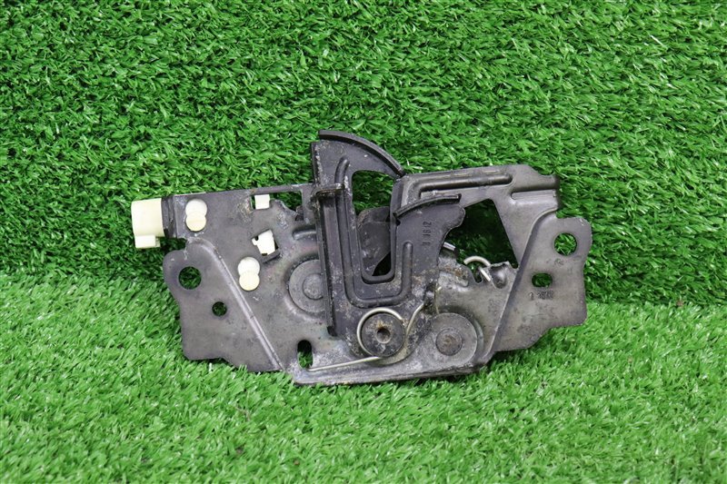 Замок капота, 1050 рублей, Москва