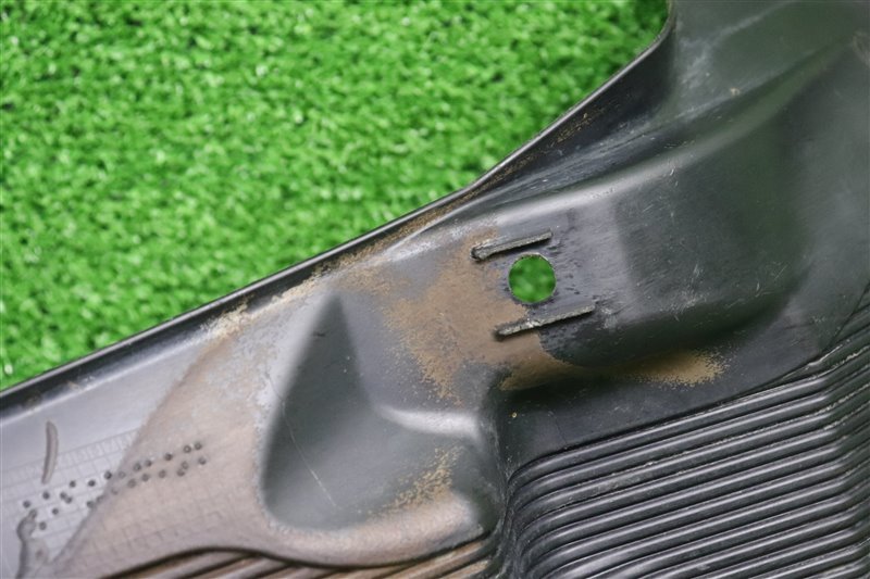 Подкрылок, 1500 рублей, Москва