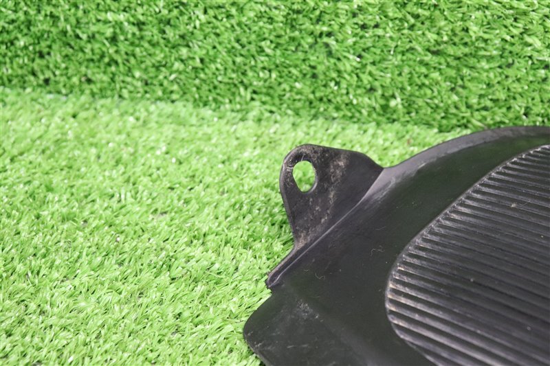 Подкрылок, 1500 рублей, Москва