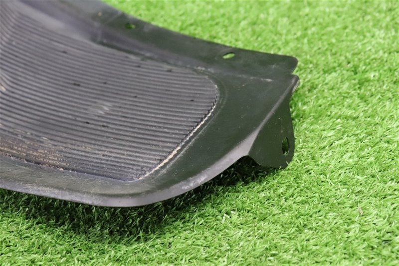 Подкрылок, 1500 рублей, Москва