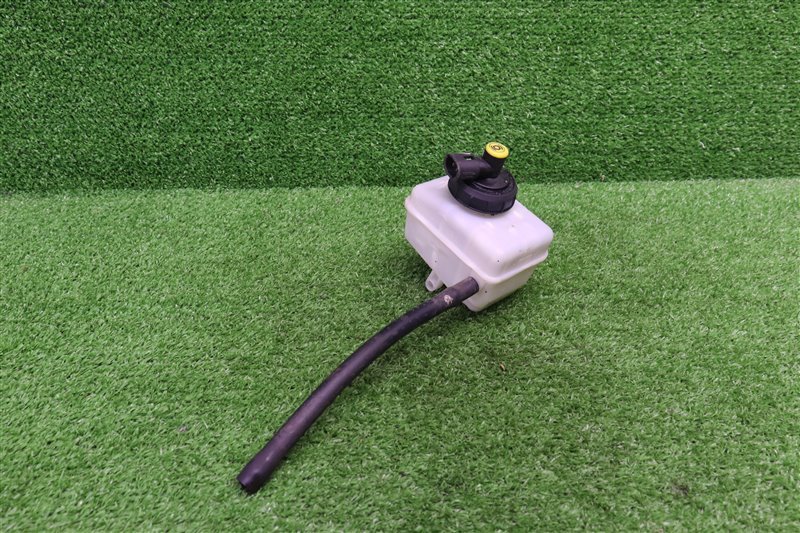 Бачок главного тормозного цилиндра, 1500 рублей, Москва