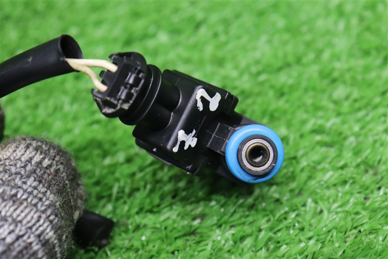 Форсунка топливная, 1000 рублей, Москва