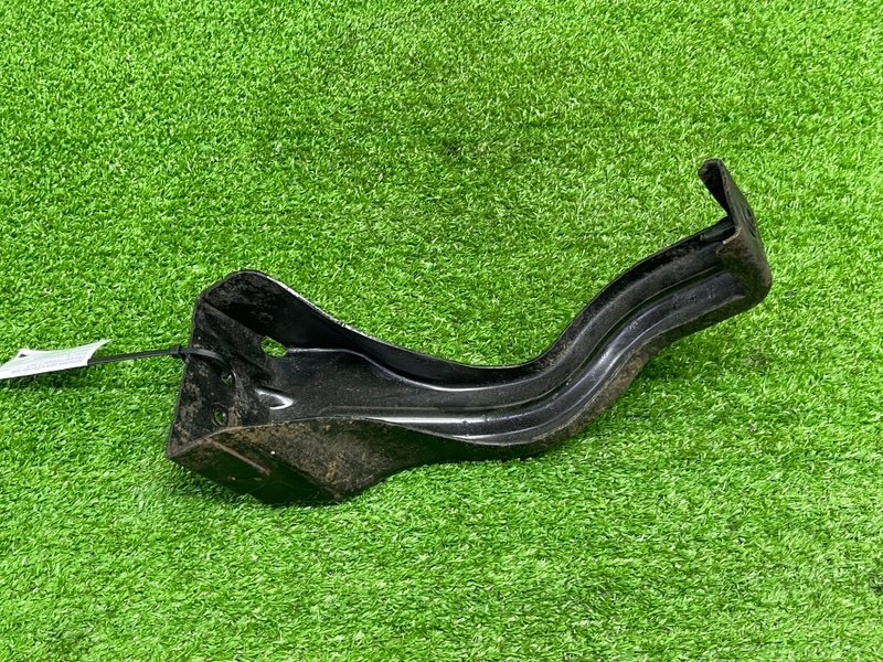 Кронштейн заднего бампера, 3000 рублей, Москва